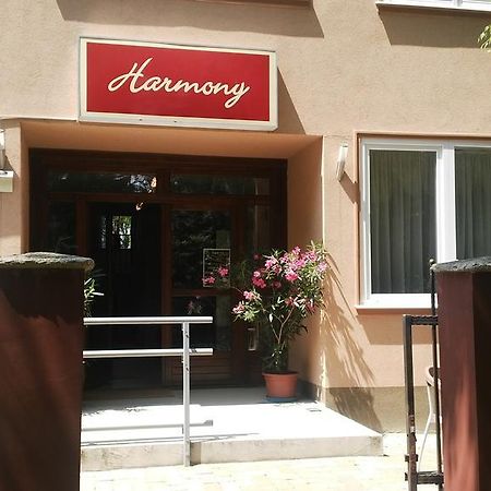 Harmony Panzio Bed and Breakfast Hajdúszoboszló Exteriör bild