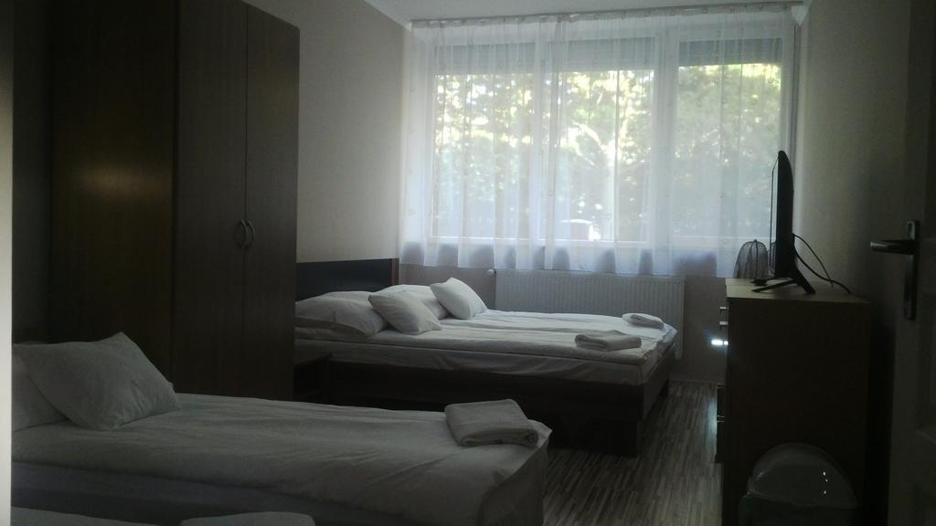 Harmony Panzio Bed and Breakfast Hajdúszoboszló Exteriör bild